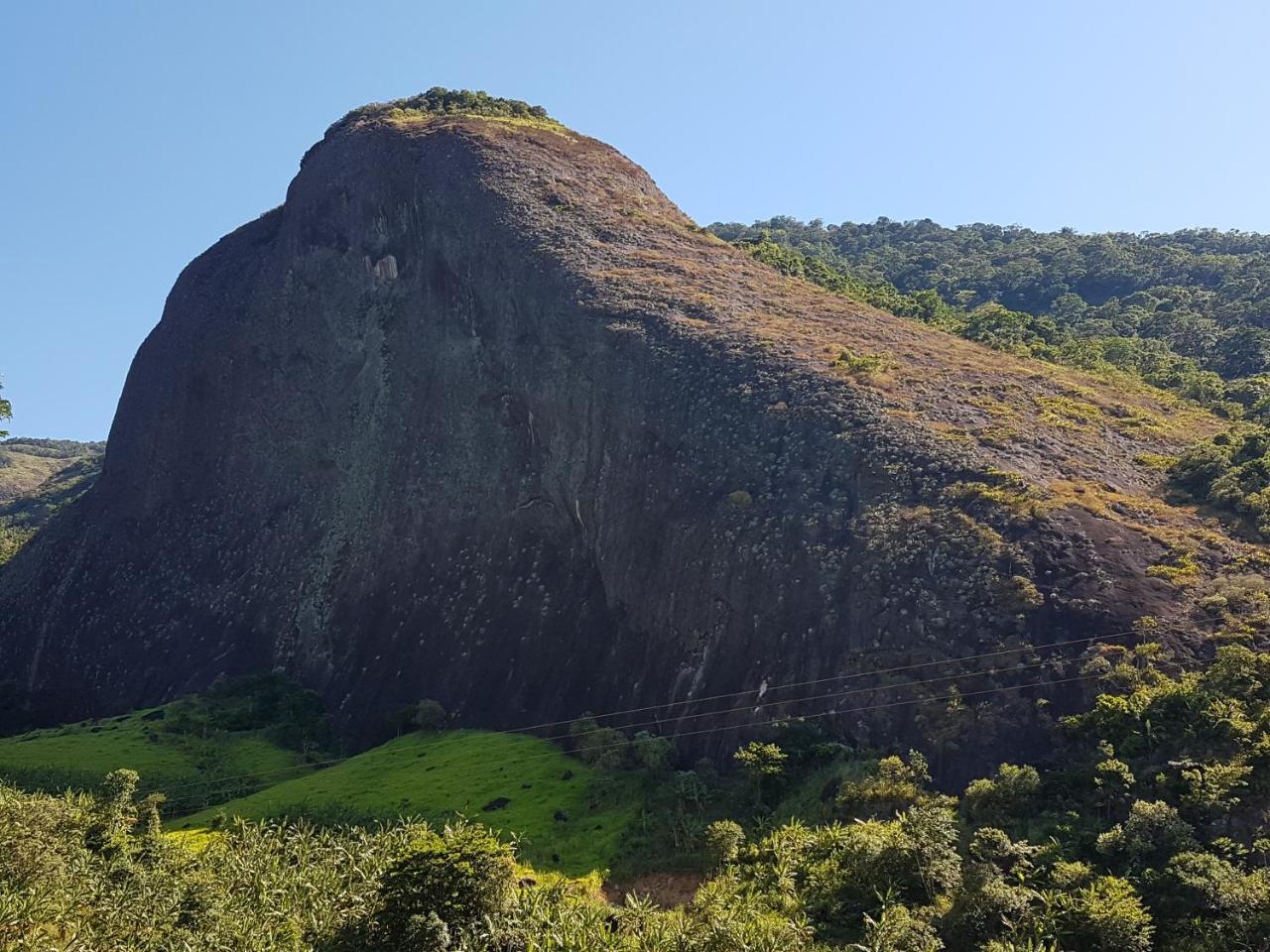 ホテル Residencia Pedra Do Elefante グアラパリー エクステリア 写真